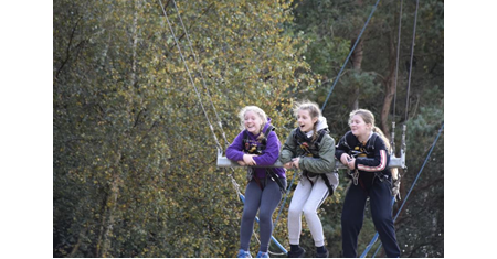 Marchants_hill_giant_swing_fl